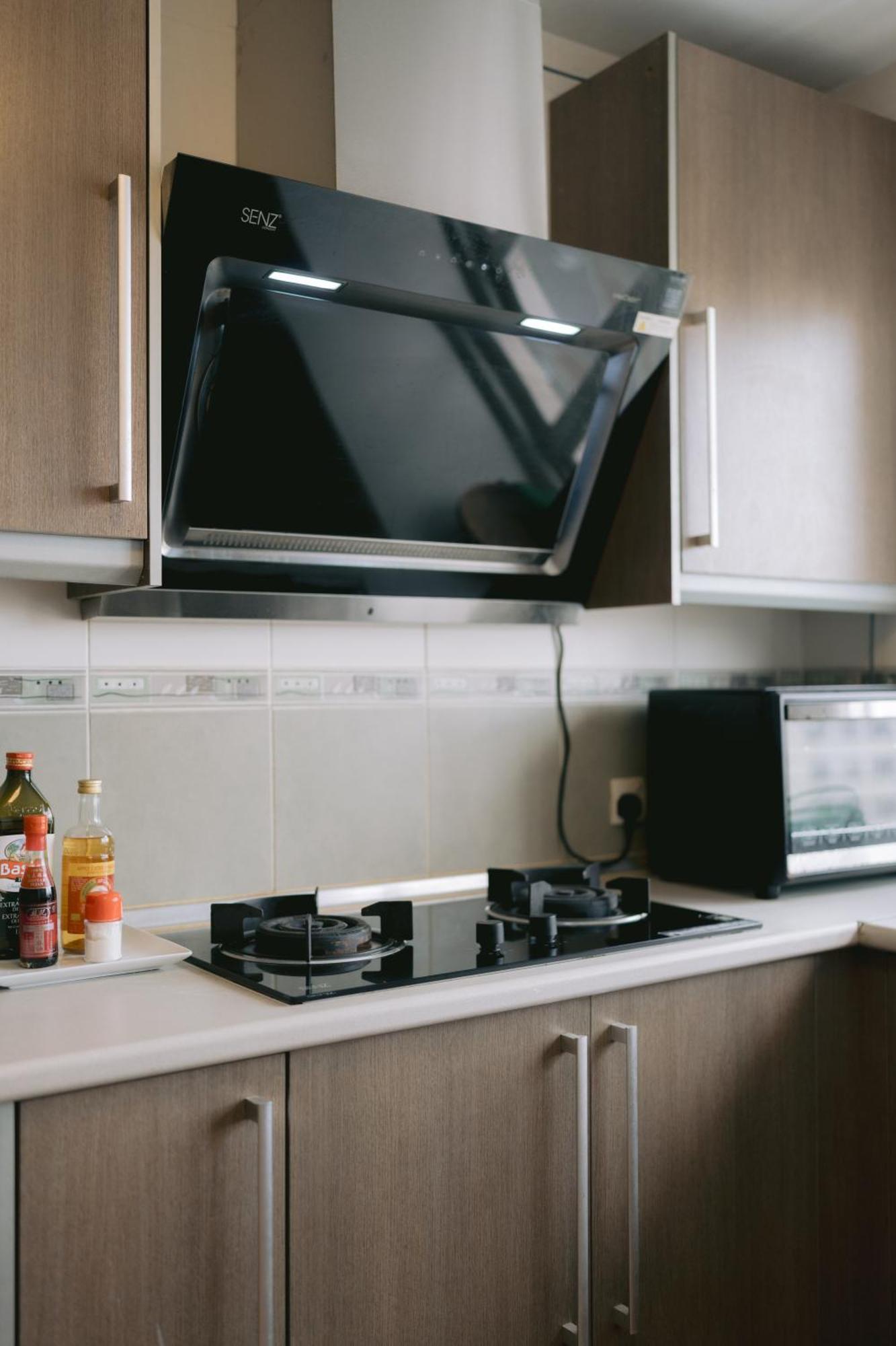 Petronella Luxury Penthouse Marina Court Apartment